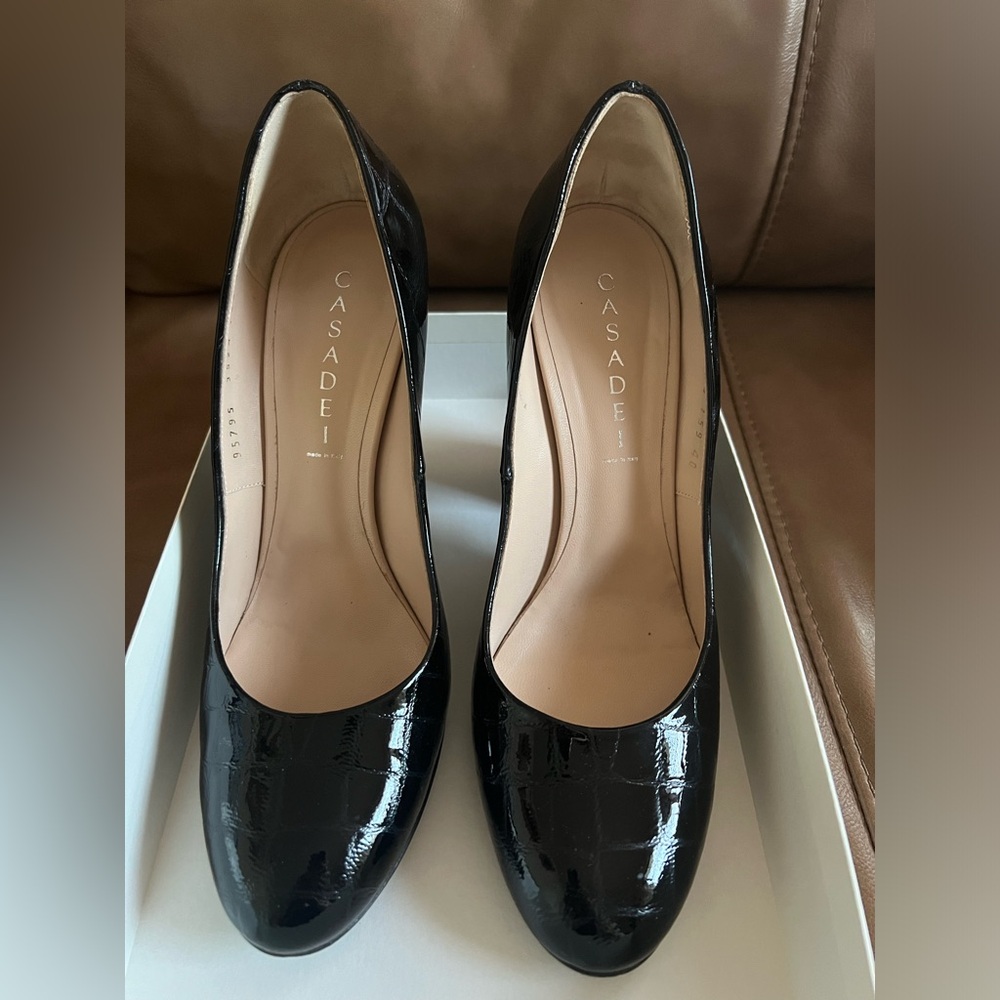 Casadei Pellame Black Patent Leather Heels, size 40 EU / 9.5 US